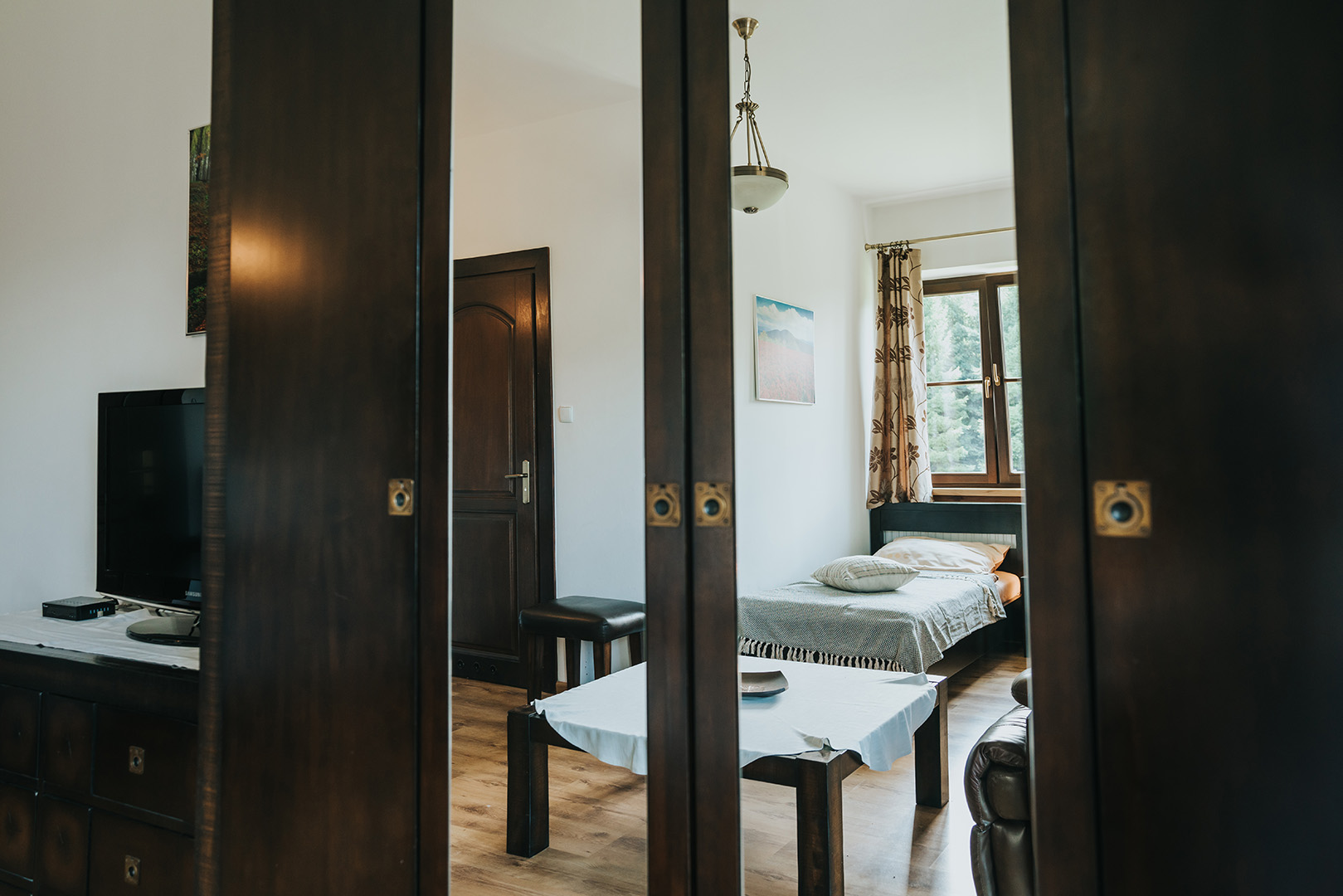 pokój w bieszczadach, noclegi bieszczady, nocleg, pokoje, apartament, spanie w bieszczadach, połoniny, wetlina, grzechowisko,